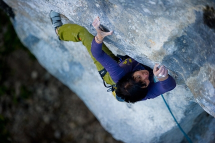 Barbara Raudner - Barbara Raudner climbing Honig 8c, Höllental, Austria