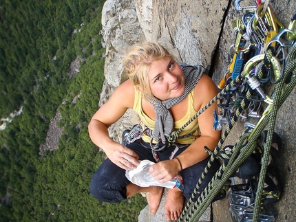 Yosemite - Hazel Findlay on Golden Gate, El Capitan, Yosemite.