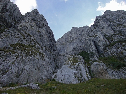 Violazione di Domicilio Il Tempio, Monte Sirente - Violazione di Domicilio: attacco della via in comune alla via Imbuto