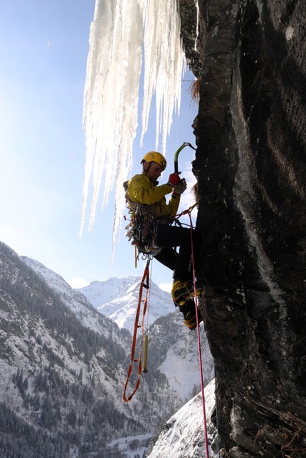 The usual suspects Alraunewand - The usual suspects: Sepp Inhöger, pitch 6. Photo Thomas Bubendorfer