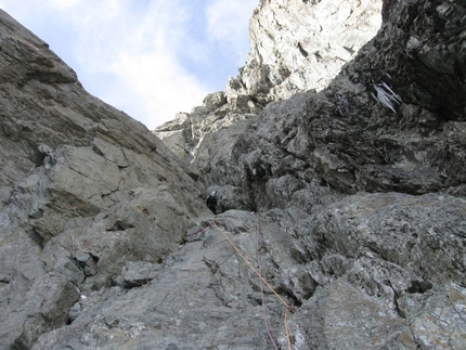 Follow the Gully Barre des Ecrins - Follow the Gully: Marcello Sanguineti on P1 of Follow the Gully Ph. Christian Türk