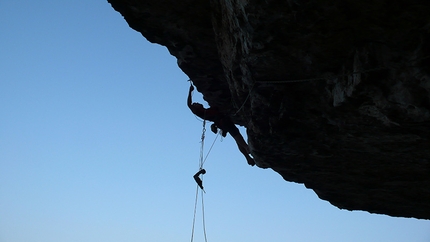 L'Uovo di Colombo Monte Brento - L'Uovo di Colombo: Establishing the fifth hard pitch