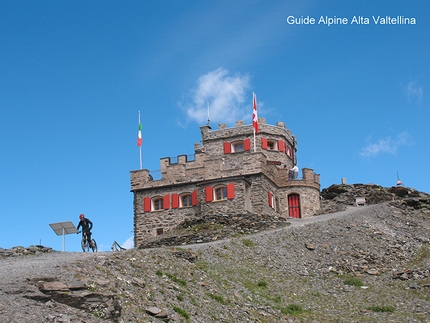 Cima Rosa - Rotlspitz Cima Rosa - Rotlspitz - Cima Rosa - Rotlspitz: Il rifugio Garibaldi