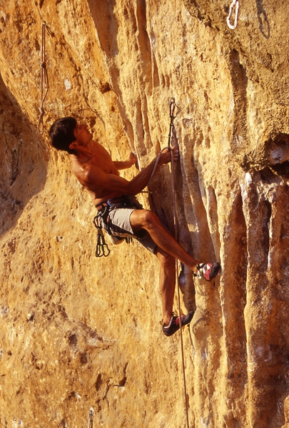 Serik Kazbekov - Serik Kazbekov Passo falso 7c+, Lumignano