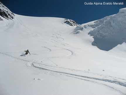 Cevedale - Zufallspitze - Cevedale - Zufallspitze: Skiing from the summit of Mount Cevedale down Vedretta di Cedec