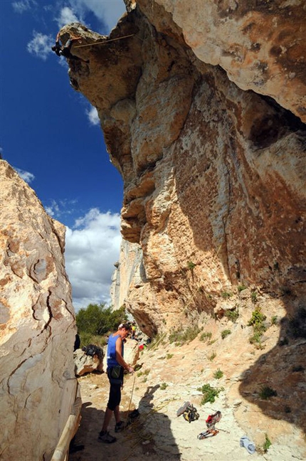 Roccadoria Monteleone (Sardegna) - Luca Giupponi al 6° meeting L’acqua e la roccia di Roccadoria Monteleone