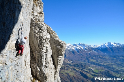 Stortoland Monte Dolada - Stortoland: Gianmario Meneghin climbing Subiot © Luca Facco