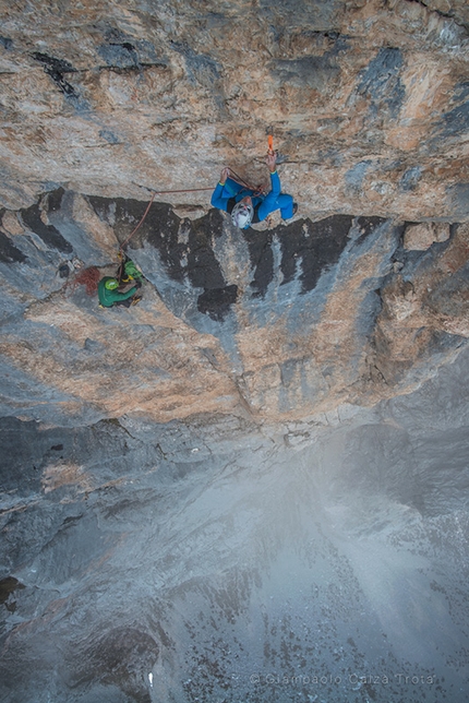 50 anni son volati, 50 regalati Monte Fibbion - 50 anni son volati, 50 regalati: 50 anni son volati, 25 regalati - Monte Fibbion (Dolomiti del Brenta) ph Giampaolo Calzà