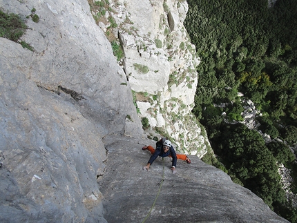 Heroes Pizzo Campana - Rocca Busambra - Heroes: Massimo Flaccavento sul quinto tiro durante la libera della via Heroes (6b+, 186m, Giuseppe Barbagallo, Massimo Flaccavento, Giorgio Iurato) Pizzo Campana (Rocca Busambra)