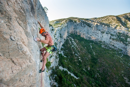 Falco Punta Argennas - Falco: Jan Kares e Jaro Ovcacek durante la prima salita di Falco, Punta Argennas, Sardegna @ Richard Felderer